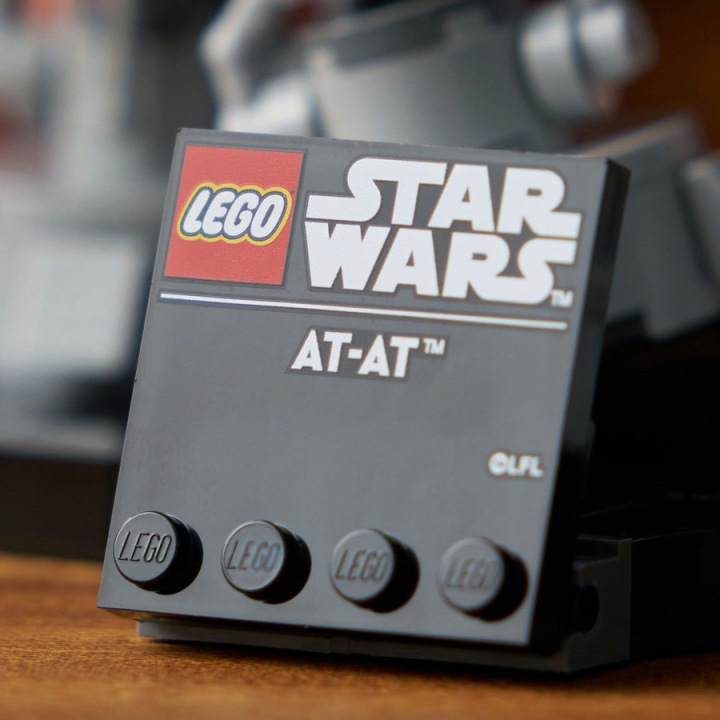 LEGO Star Wars 75440 Імперія завдає удару у відповідь AT-AT — фото 4