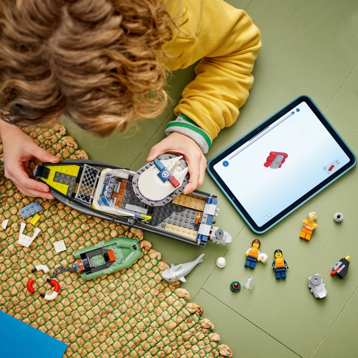 LEGO City Погоня човном поліцейською, іграшка для дітей 60456 — фото 8