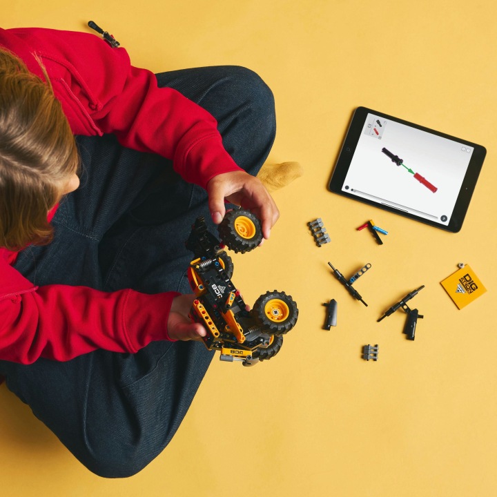 LEGO Technic Monster Jam DIGatron 42199 — фото 9