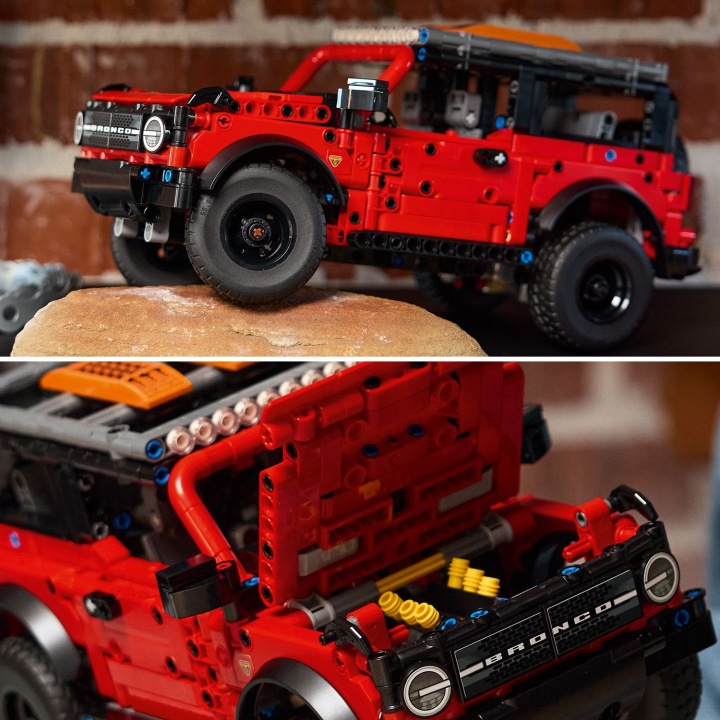 LEGO Technic SUV Ford Bronco 42213 — фото 9