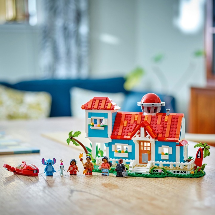 LEGO Disney Будиночок на пляжі Lilo і Stitch 43268 — фото 13