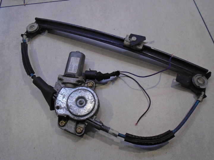 Mécanisme Vitre Droite Avant ALFA ROMEO 147 46751870