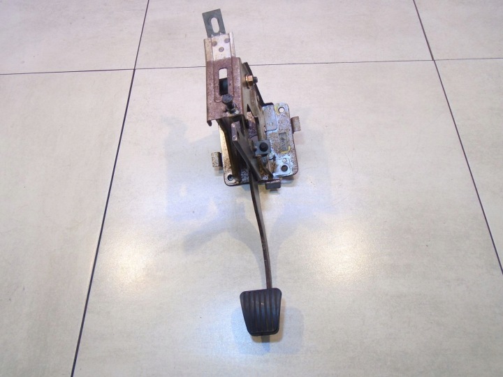 clutch pedal CHEVROLET KALOS 1.4