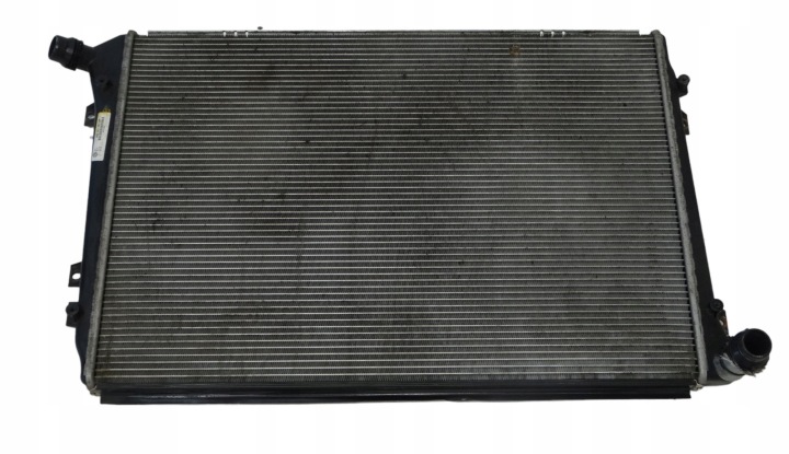 Kühler Wasserkühler VOLKSWAGEN PASSAT B6 2.0 TDI 1K0121251DP