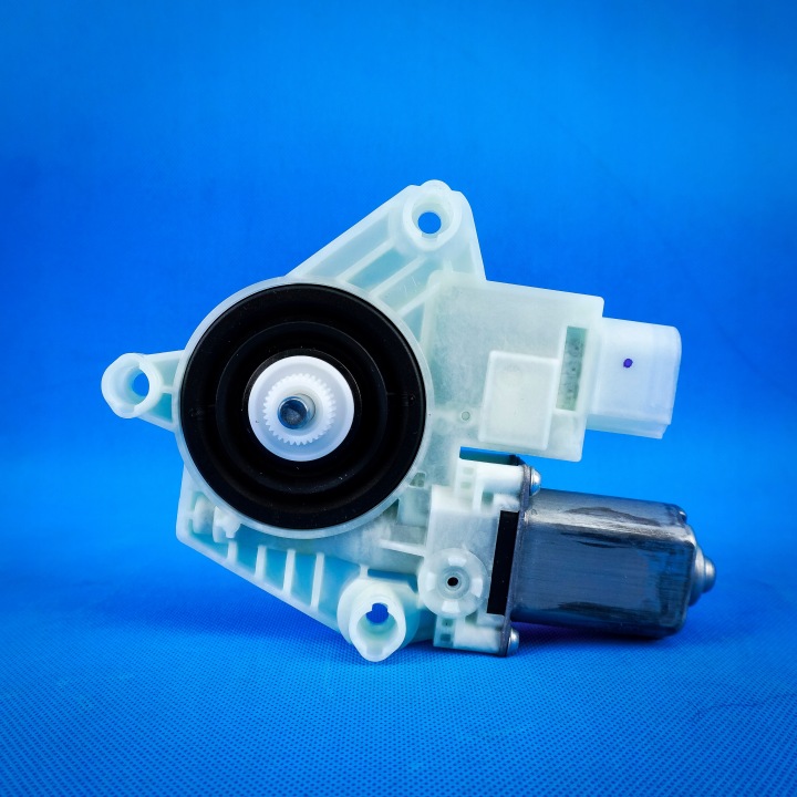 motorić prozori stakla prednji dio desni BMW X3 G01 X4 G02 61355A5C893 5A5C893