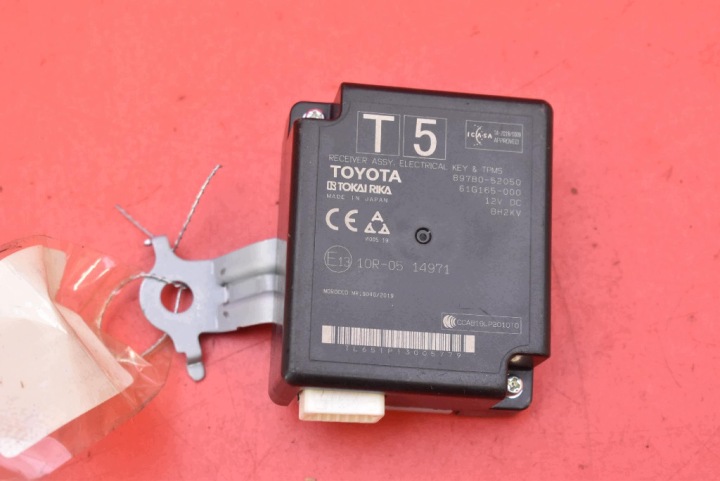 Bedienteil modul KEYLESS TPMS 897B0-52050 TOYOTA YARIS 4 IV GR 20-24