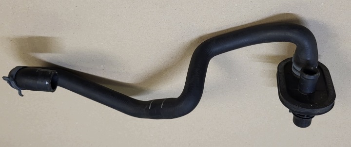 tubo flessibile Tubazione tubo PRZELOTKA Z GRUPPO STUFA RISCALDAMENTO d’acqua AUDI A4 B8 8K A5 8T OE EU
