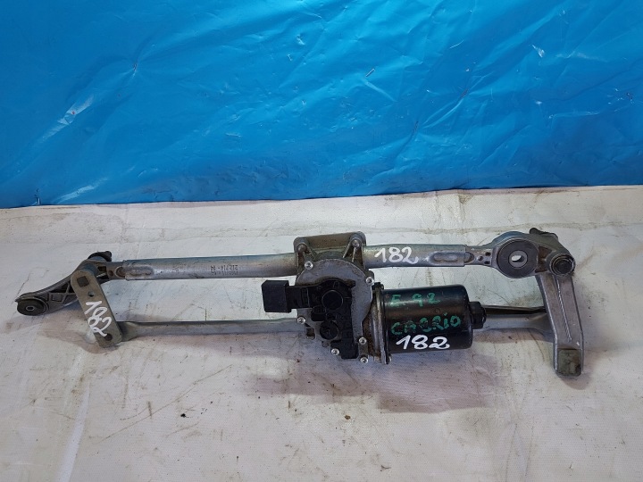 mechanismus stěračů BMW E92 7161711 předek