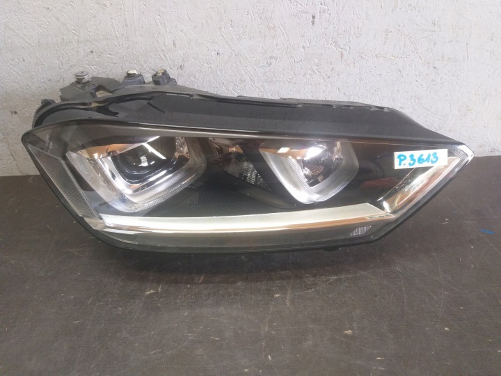 light front right VW SPORTSVAN XENON 510941034B