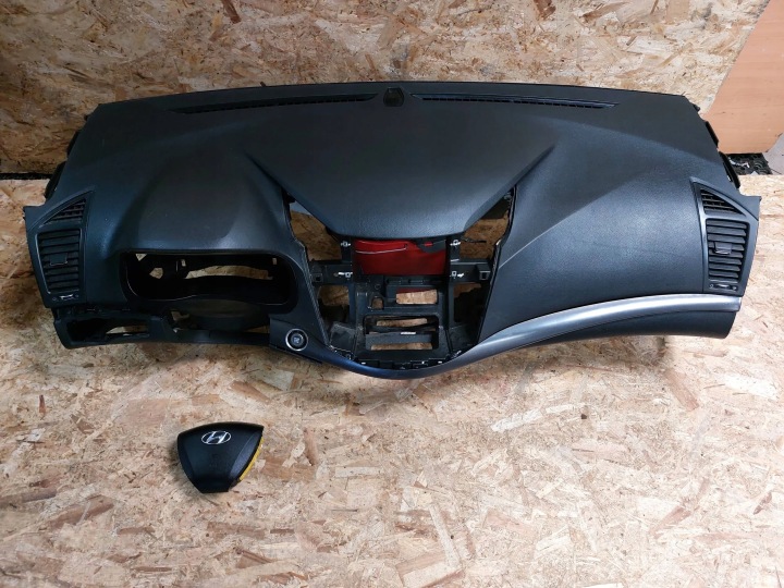 prístrojová doska konzola airbag Hyundai i40 10