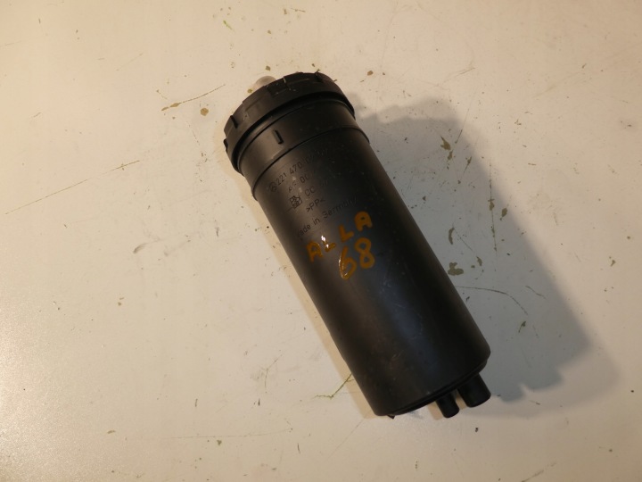 MERCEDES W211 KOHLENSTOFFFILTER 2214700259