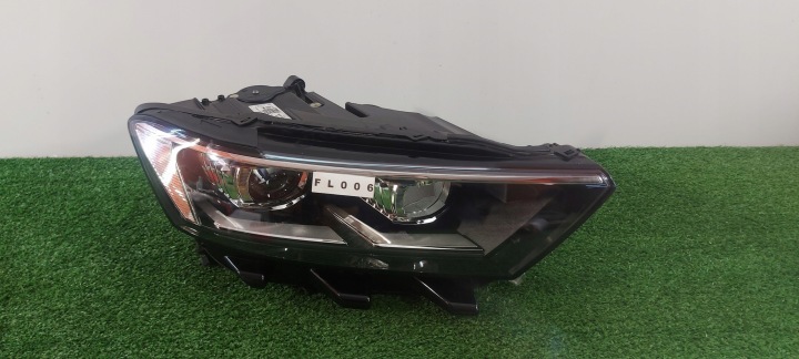VW T-ROC right light front REFLEKTOR FULL LED