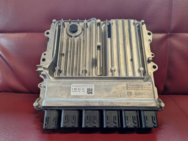 BMW 1 F21 LCI 120i 2.0 B48 B48B20A Bedienteil Computer 9894912 0261S22455