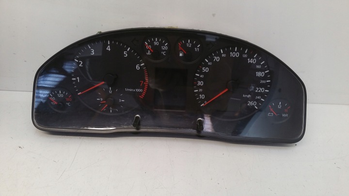 Instruments tachymètre compte tours 4B0919881AX Audi A6 C5