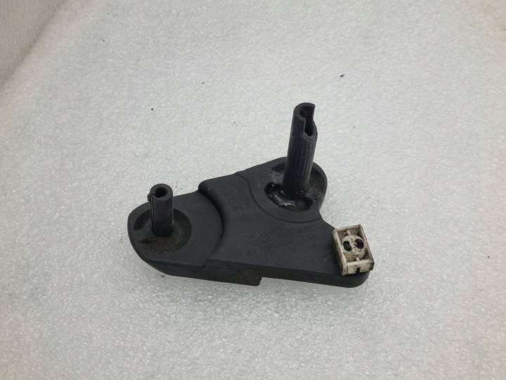 ručica Zwrotna mjenjača prijenosa VW Skoda Seat Audi 5K0711202 5K0711203