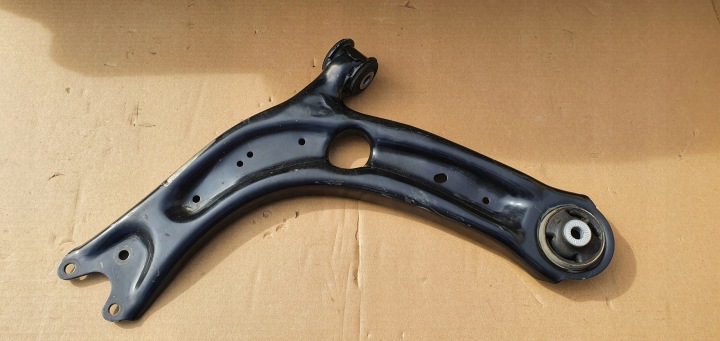 rameno předek levý 3Q0407153D VW AUDI SEAT SKODA