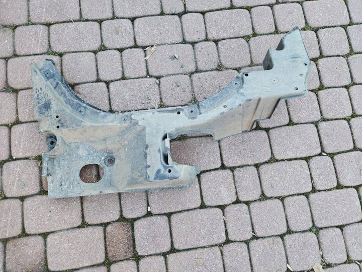 cover cover chassis right 57627-02160 Toyota Corolla E210 E21