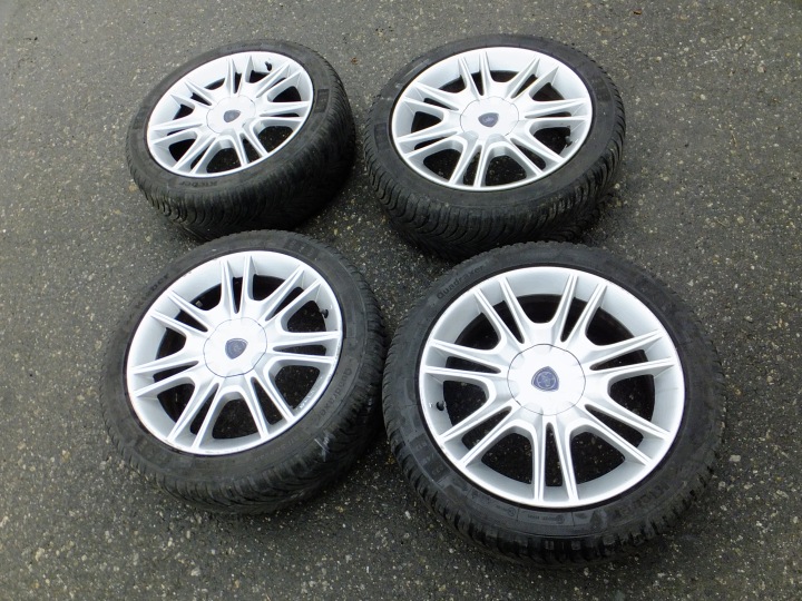 disques d'aluminium 18'' pneumatiques, pneus lancia delta III 2012r 735477994