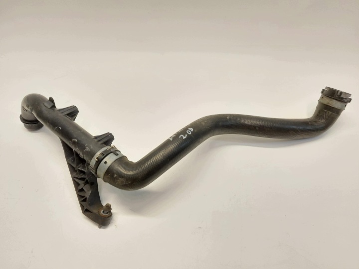 MERCEDES W213 E300de Kombi 2.0 CDI tubazione tubo d’acqua A2135016702