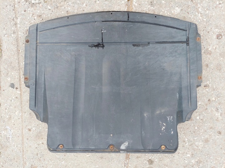 Couverture tablier moteur Inférieur Moteur BMW E46 8268444