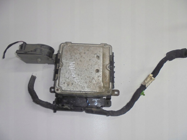 VW TIGUAN 5N 2.0 TDI Computer Bedienteil DES MOTORS 03l906022F