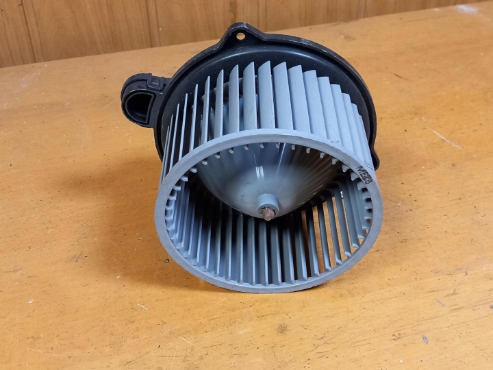 fan heating of the heating KIA VENGA F00S3B2407 10-19