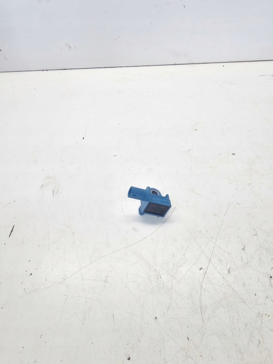BESCHLEUNIGUNGSSENSOR CRASHSENSOR AUDI A3 Q3 8U VW SEAT SKODA 5K0959351A