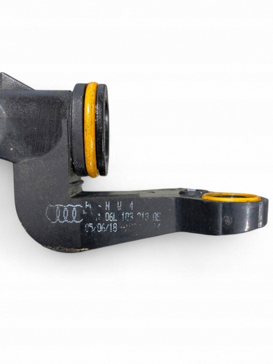 Audi A5 Snake / 06L103226 tubo di sfiato 7