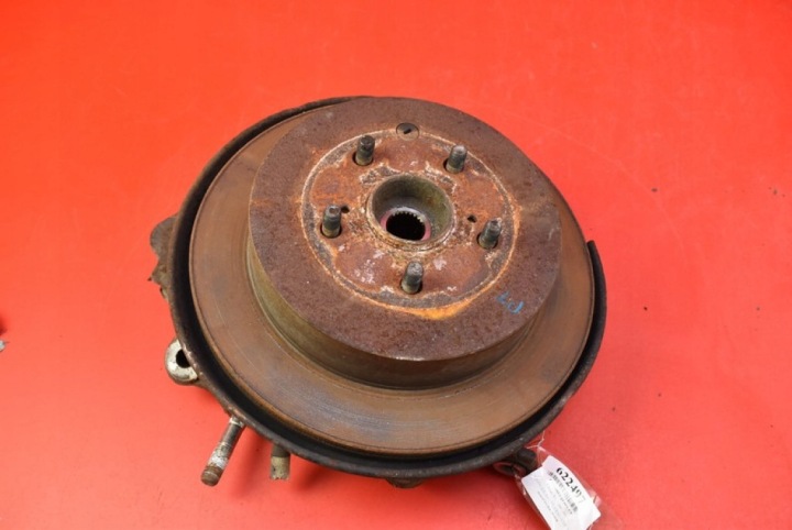 otoč čepu pravý záď LEXUS RX 3 III 450H 08-15