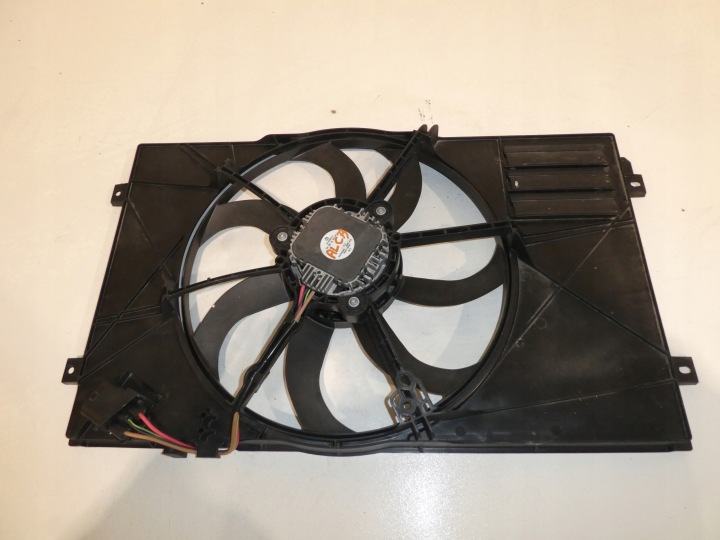 radiator fan VW SEAT SKODA AUDI 1K0121203AG