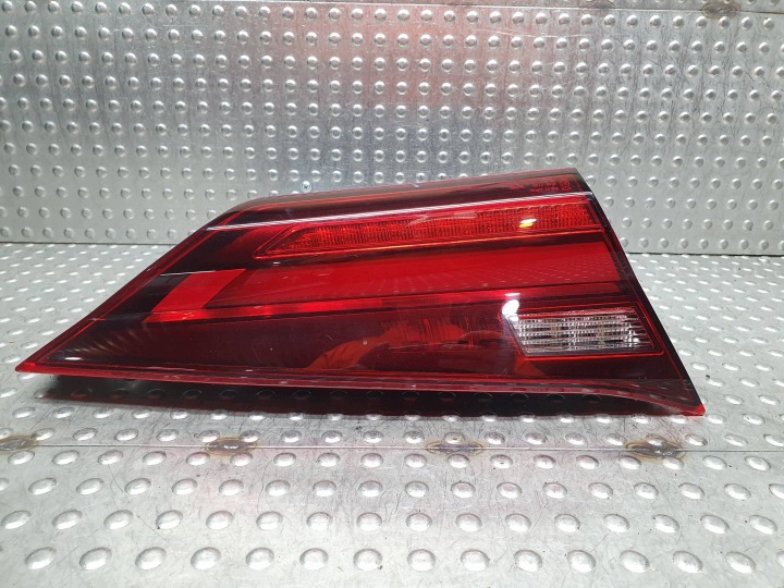 light left rear part to the bonnet LED 7450651 BMW 1 F40 EUROPA