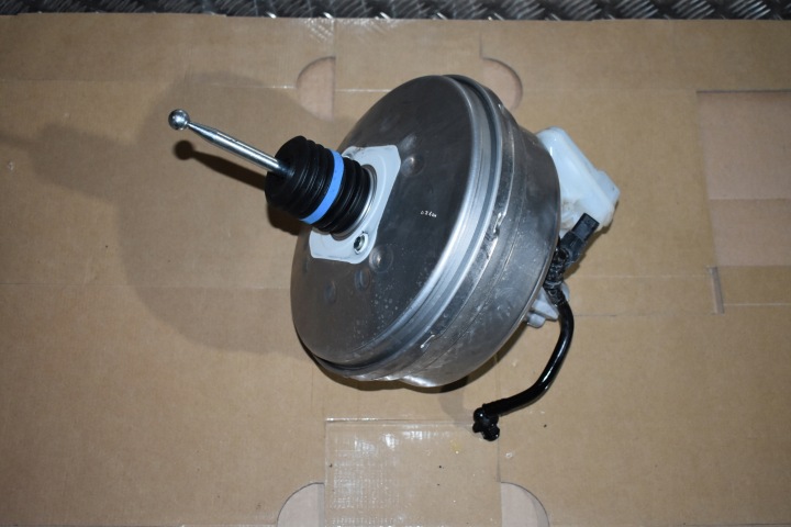 IDEALNE Servo Frein PORSCHE CAYENNE 9Y LIFT 25R. 1