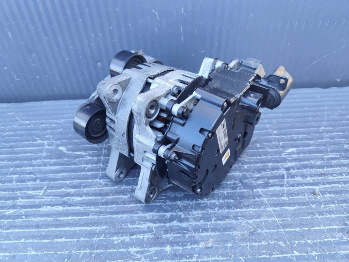 LAND ROVER EVOQUE L551 2.0D GENERATOR alternator L8A2-11A240-BC