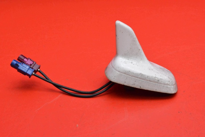 antenna pinna di squalo REKIN REKINEK LC9A 8R0035503E VW TIGUAN 1 e 5N LIFT 11-17