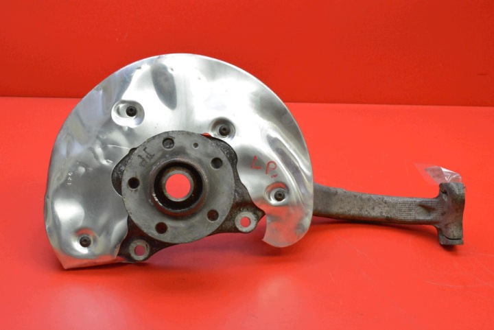 swing of the pivot left front 4G0407241D AUDI A6 C7 2.0 TDI 136 KM 10-14