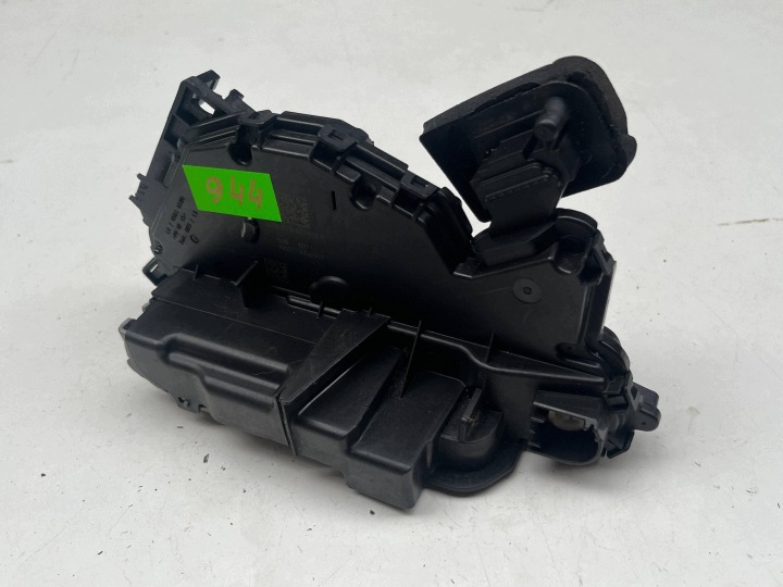 VOLKSWAGEN SEAT SKODA lock door left front 5TB837015E @M