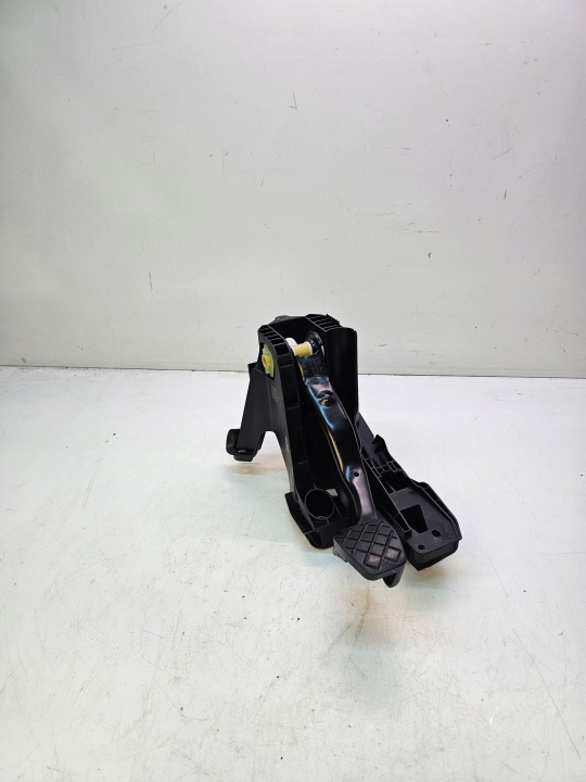 PEDAL DRŽAČ PEDALOW AUDI A3 8V VW GOLF 5Q1721058BH