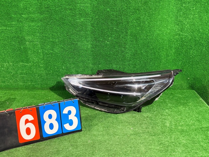 REFLEKTOR Gauche HYUNDAI I30 III LIFT FULL LED nr:683