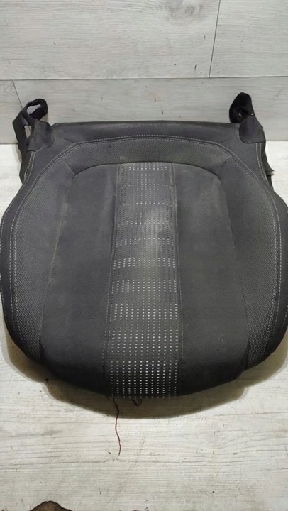 Peugeot 308 II T9 right side seat siedzisko