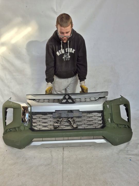 MITSUBISHI L200 V 5 LIFT 19- Paraurti Anteriore Anteriore SPR 6400J790ZZ