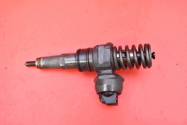 Injecteur Injecteur 0414720037 038130073AJ VW PASSAT B5 1.9 TDI 101 KM 00-05
