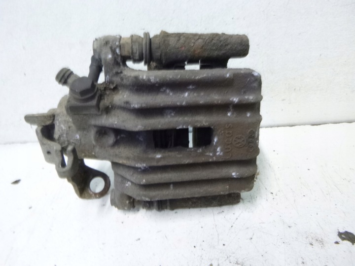 BREMSSATTEL BREMSE SATTEL BREMS- HECK VW BORA GOLF IV 2.0 98 – 05