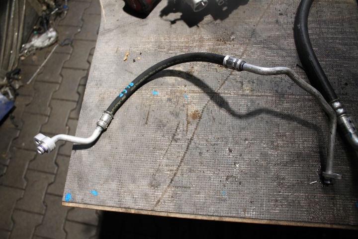 2918. Tuyau flexible Climatisateur air conditionné VW SKODA AUDI 5WA816721G