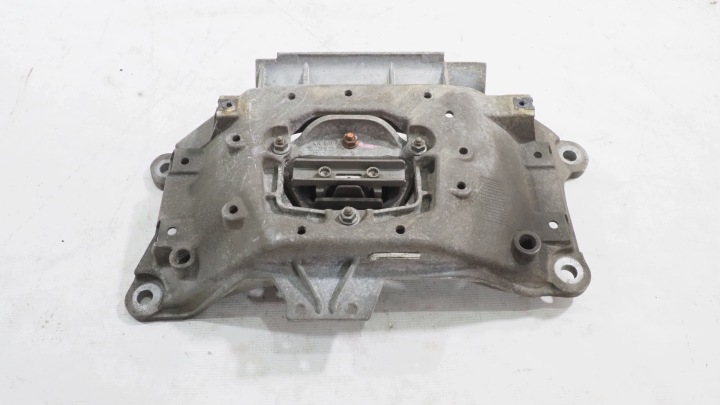 Audi A4 B8 A5 8T A6 C7 Q5 8R support gearboxes of the gear 8K0399263BH