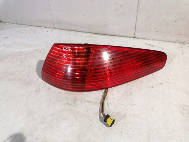 Peugeot 607 light right rear part rear
