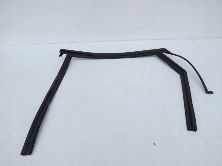 Leiste Schutzleiste Dichtsatz Fenster links heck VOLVO V90 CROSS COUNTRY 31849230