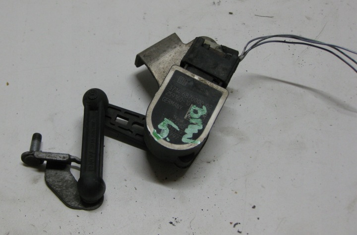 BMW 5 G30 3.0D 19R sensor POZIOMOWANIA of lights 6870000