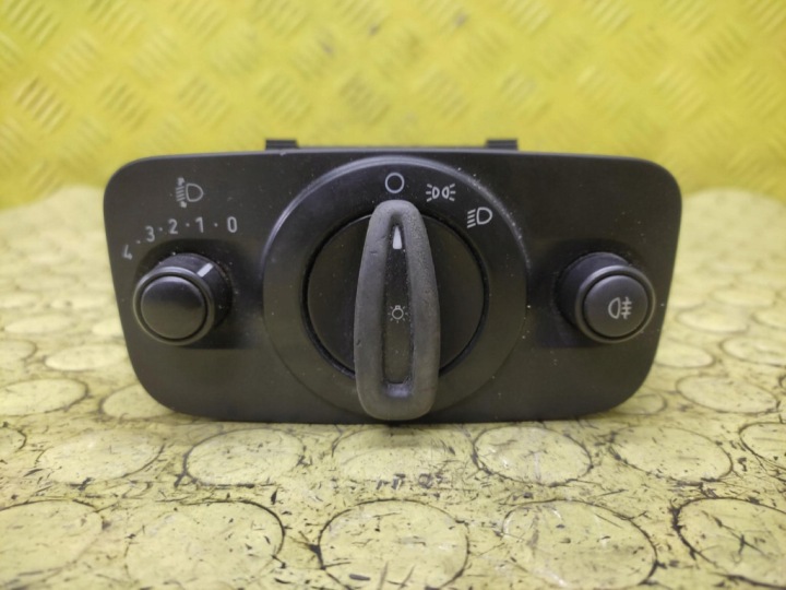 FORD FIESTA MK7 interruttore luci 8A6T13A024AB