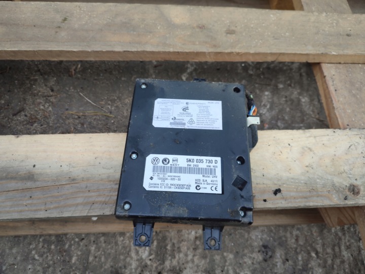 modul BLUETOOTH VW VOLKSWAGEN PASSAT B7 5K0035730D