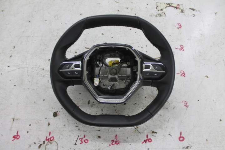 steering wheel, leather MULTI black PEUGEOT 2008 II 19